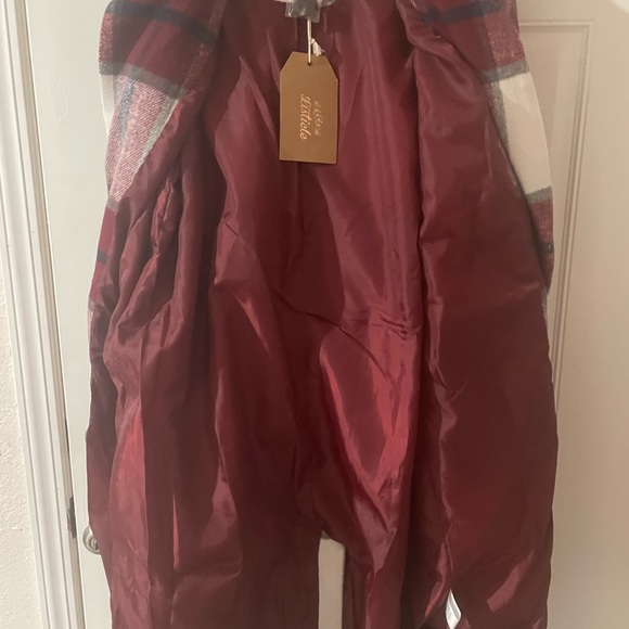 Listicle long coat medium size double lining and very thick - Picture 6 of 6